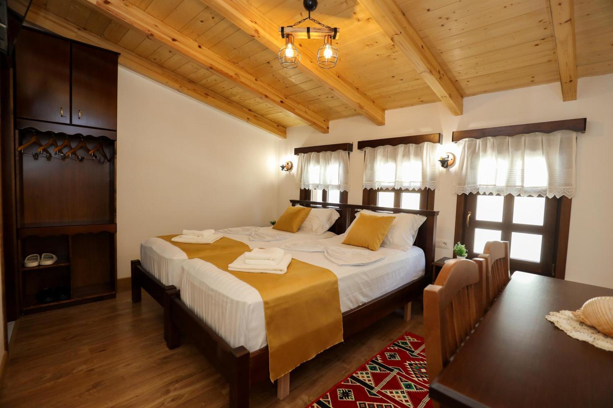 Hotel The House Of Dollma , Inside Kruja Castle Chambre photo