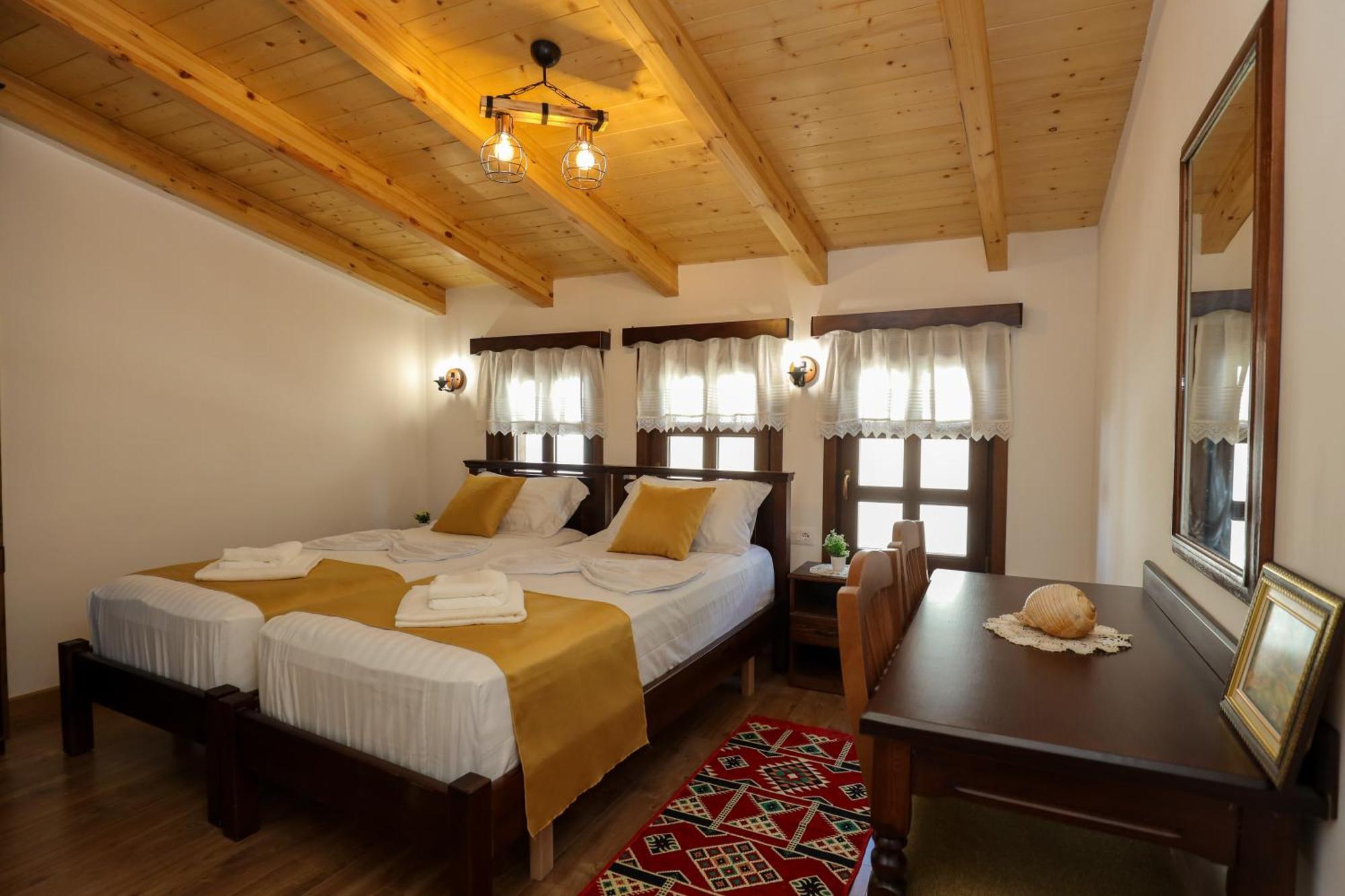 Hotel The House Of Dollma , Inside Kruja Castle Extérieur photo