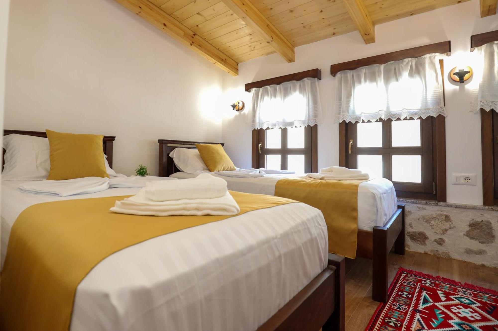Hotel The House Of Dollma , Inside Kruja Castle Chambre photo
