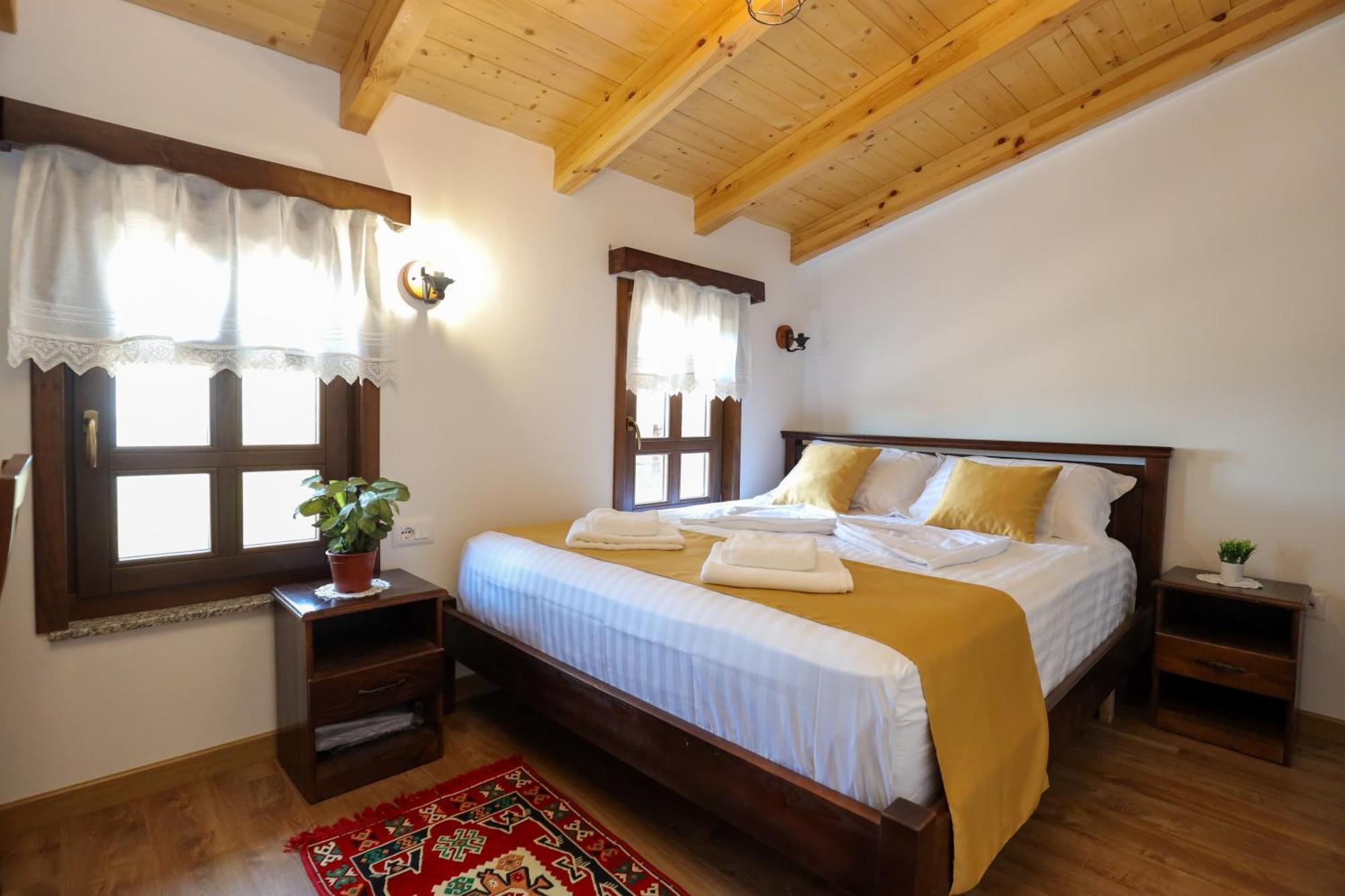 Hotel The House Of Dollma , Inside Kruja Castle Extérieur photo